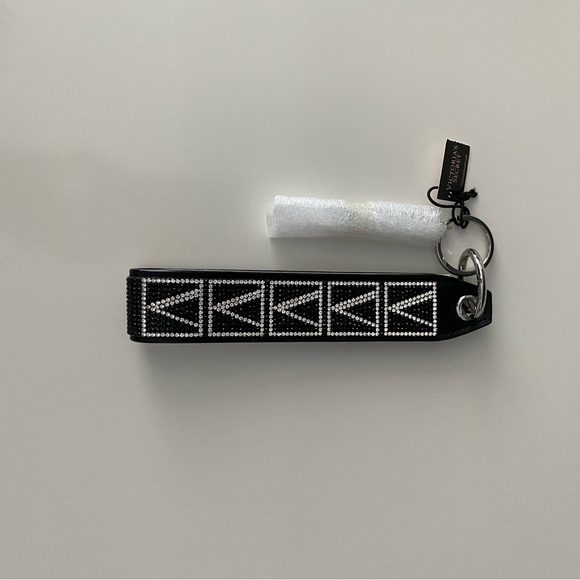 NEW!Victoria's Secret Black and Silver Key & Card Holder ( without tag ) - Picture 3 of 4